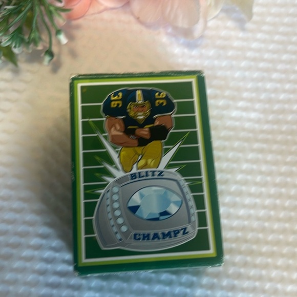 Blitz Campz Card Game Gridiron Queendom 2017 Preowned - Picture 2 of 5